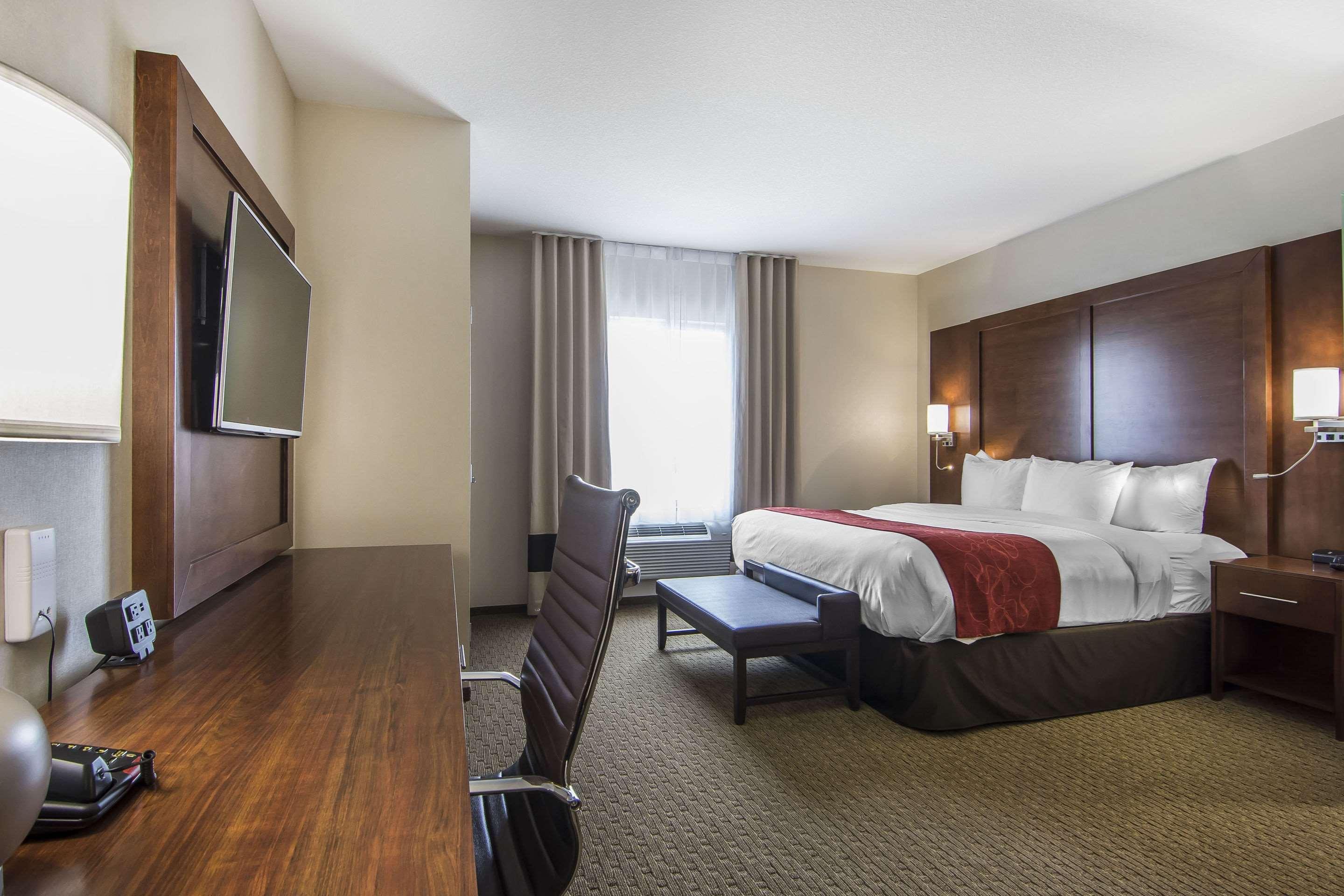 Comfort Suites Regina Exteriör bild