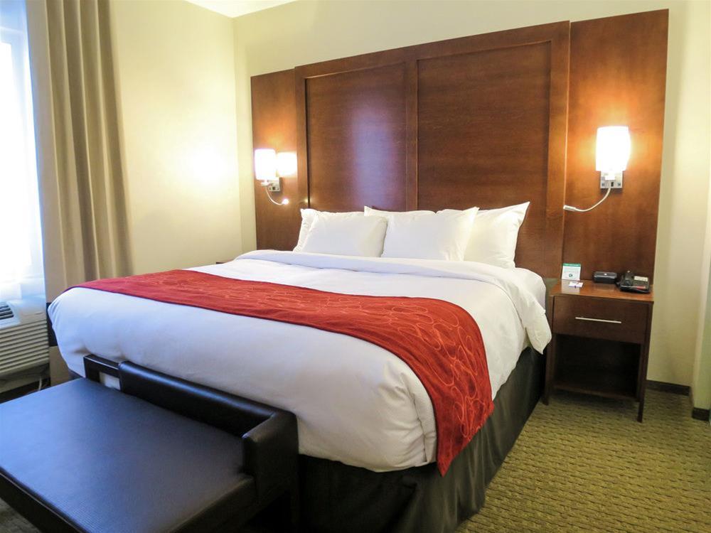 Comfort Suites Regina Exteriör bild