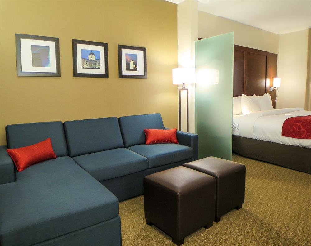 Comfort Suites Regina Exteriör bild