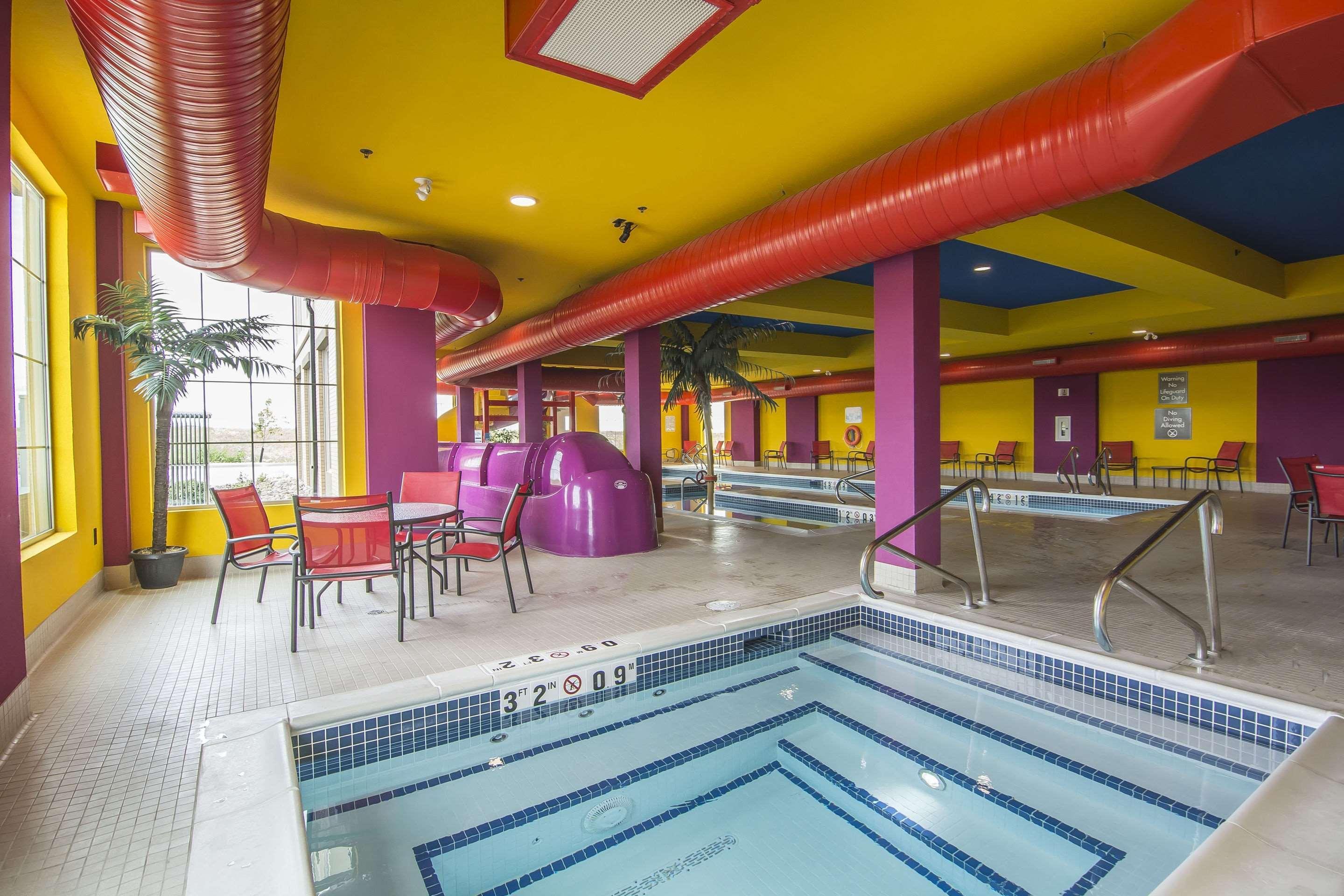 Comfort Suites Regina Exteriör bild