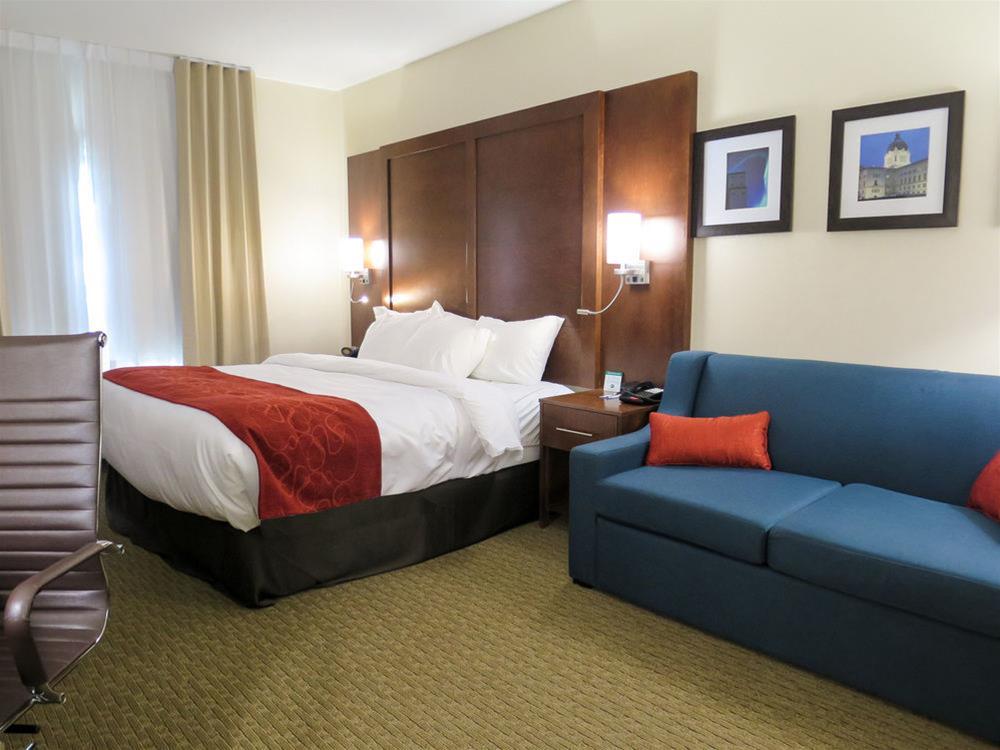 Comfort Suites Regina Exteriör bild