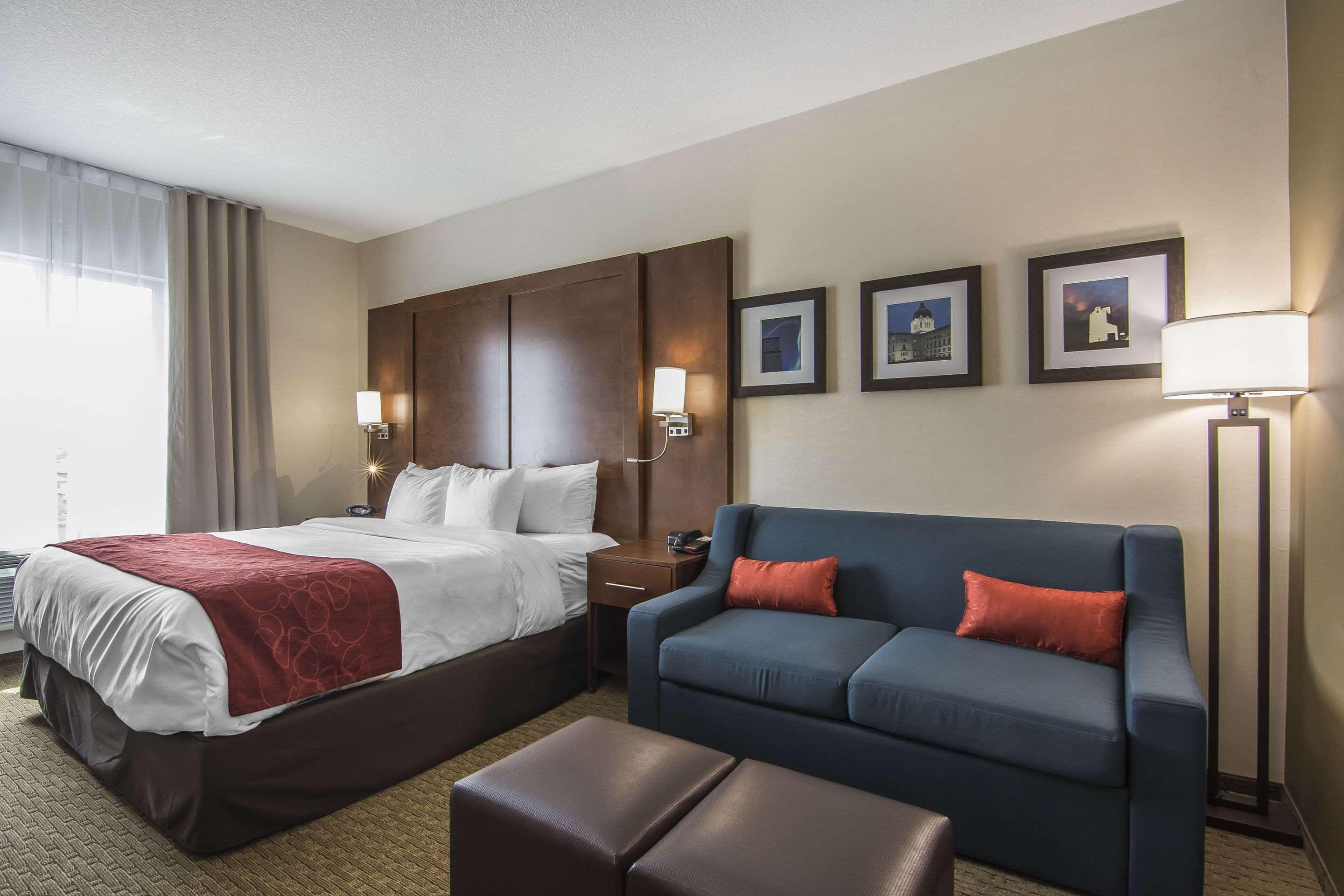 Comfort Suites Regina Exteriör bild